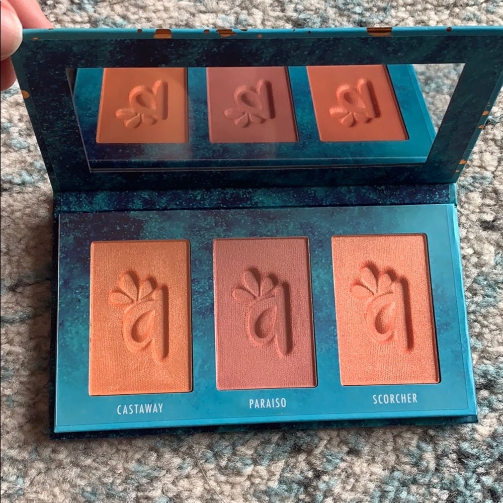 Alamar Blush Palette 🎨